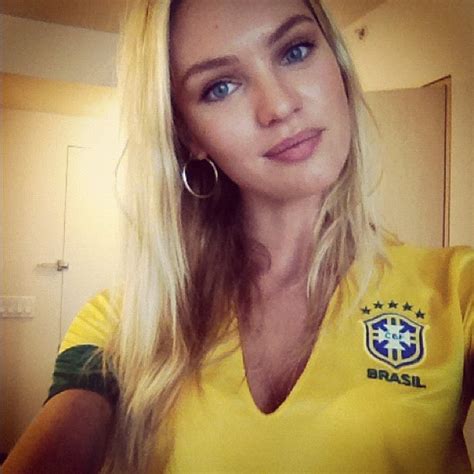 Top Model Candice Swanepoel Apoia Brasil Nas Manifestações Famosos