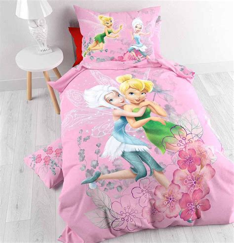 Tinkerbell bedding sets generally consist of sheets, pillowcases and comforter but you can also find plenty of items sold separately so that you can buy just the products you need. Disney 8718924908839 Bedding
