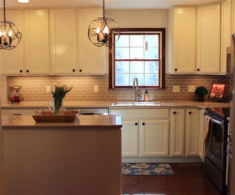 With wheat brown kitchen island or white coconut counters in the kitchen, sherwin william's rainwash or accessible beige is a must to give your kitchen an elite semblance. A Case for Sherwin Williams Accessible Beige 7036 | A ...