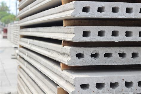 Campuran dari kedua komponen tersebut harus dalam takaran tepat agar terbentuk dengan baik dan dapat kering dengan sempurna. Pelat Lantai Beton Kualitas Terbaik | PT. Beton Elemenindo ...