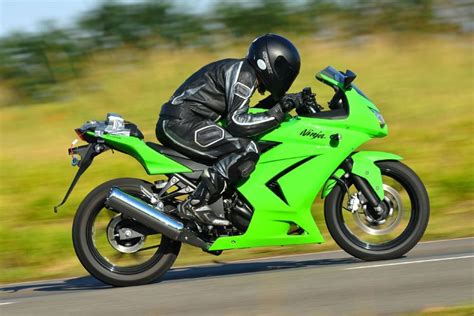 Кавасаки ниндзя 250 R Kawasaki Ninja 250r мотоцикл для начинающих