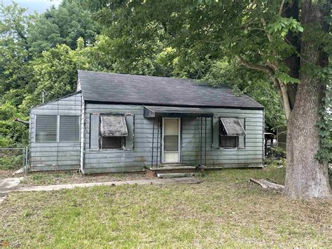 656 Richmond St, Macon, GA 31206 - MLS 20059576 - Coldwell Banker