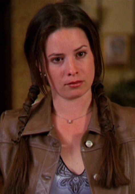 image of piper halliwell