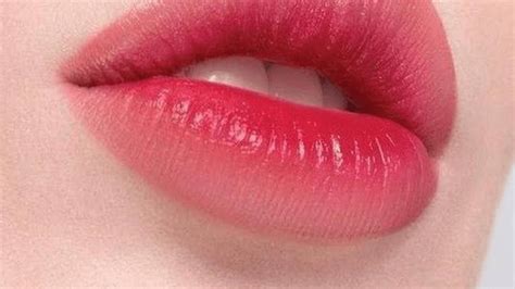 Tips Memilih Warna Lipstik Yang Cocok Untuk Kulit Sawo Matang Kepogaul