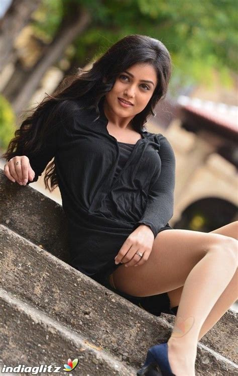 Mishti Chakraborty Photos Tamil Actress Photos Images Gallery Stills And Clips Tamil
