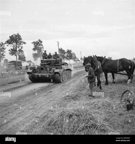 7th Armoured Division 1944 Hi Res Stock Photography And Images Alamy