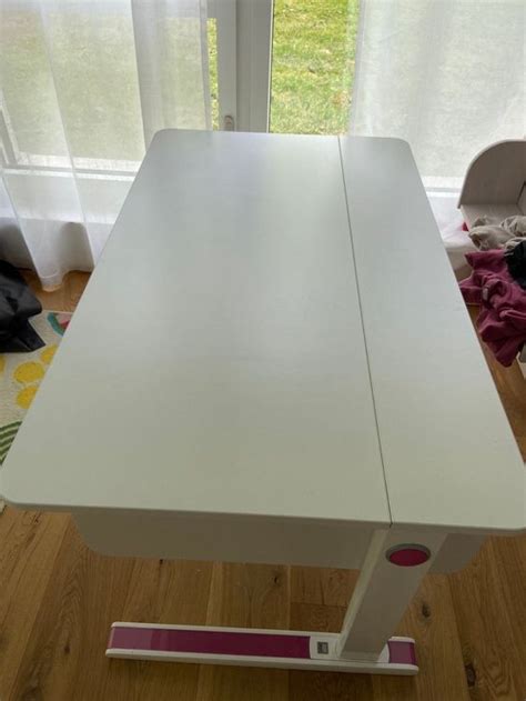 Schreibtische für kinder sind hohen beanspruchungen ausgesetzt, so wird auf einem tisch auch alle genannten schreibtische sind höhenverstellbar. Moll Kinder-Schreibtisch Champion kaufen auf Ricardo