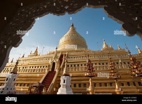 Shwezigon Paya Pagoda Bagan Myanmar Burma Stock Photo Alamy