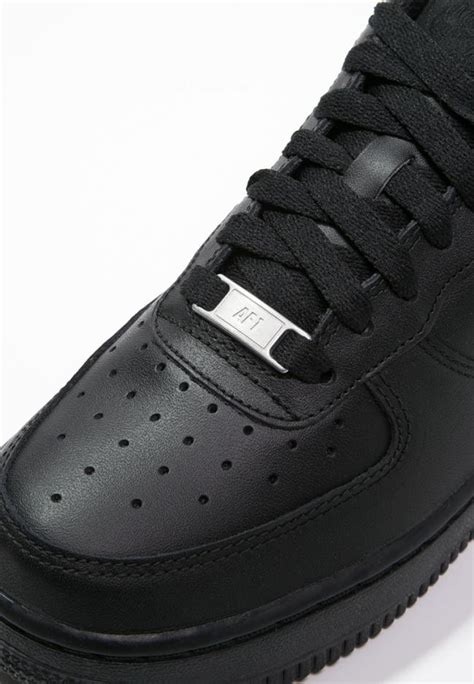 Size 6 nike air force 1 react mens black leather sports trainers eu 39 sneakers. Sneaker | Nike Damen AIR FORCE 1 '07 Black — Eremea