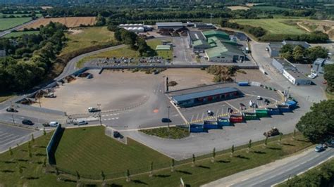 Les déchetteries ne collectent pas les ordures ménagères. Déchetterie de Kerambris | Ville de Fouesnant