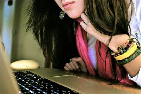 Girl With Laptop Profile Picture For Girls Stylish Girl Pic New Girl