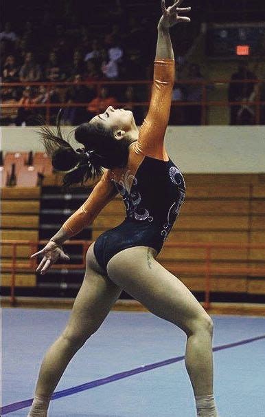 Pin By Pachonko On Hot Gymnasts Female Gymnast Female Athletes Fitness Girls