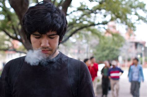 Texas Cancer Institute Uses Might To Curb Campus Smoking The New York