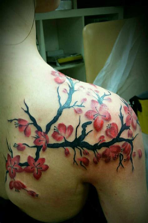 The symbolism and beauty of these flowers is what draws us to them.they bring us into the moment, the here and now, and remind us of how wonderful. The 50 Best Cherry Blossom Tattoos Ever Inked - TattooBlend