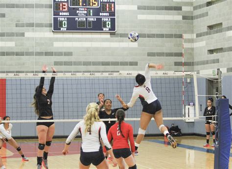 Volleyball Team Bonds Through Season A Midst Changes The American