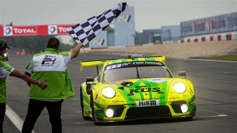 Porsche 911 Gt3 R Wins In Mantheys Anniversary Year Porsche Newsroom Aus