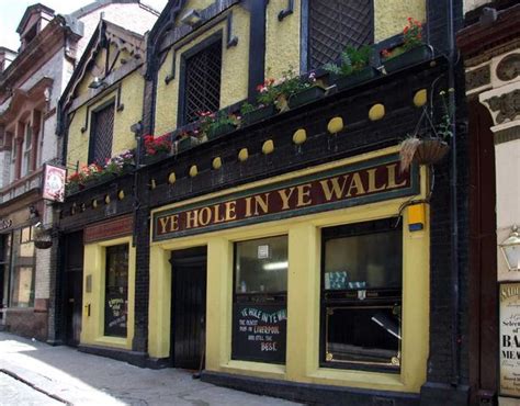 General view at dusk of liverpool city centre on february 20, 2015 in liverpool, united kingdom. Try our great Liverpool city centre pub walk | Liverpool ...