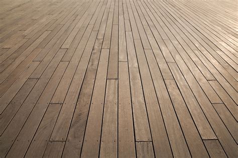 Should You Stagger Deck Boards Or Line Them Up Your Diy Backyard
