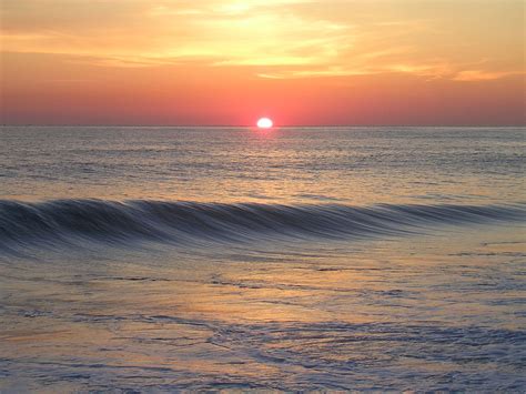 Filesunrise At Ocean Wikimedia Commons