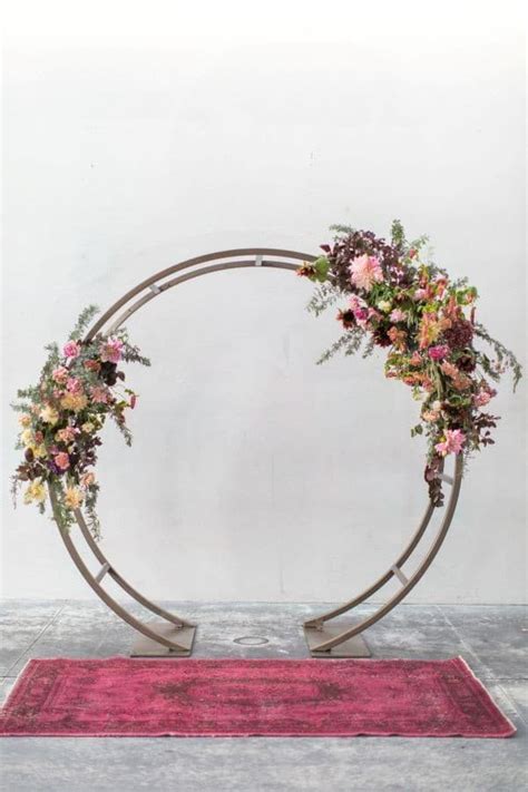20 Circular Wedding Arches Decoration Ideas Oh The Wedding Day