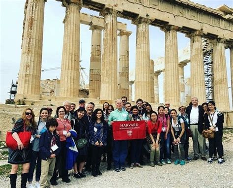 Five Reasons Why You Should Explore Greece With Harvard Alumni Travels