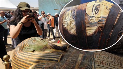 En Egipto Hallan 59 Sarcófagos Con Momias De Hace 2600 Años
