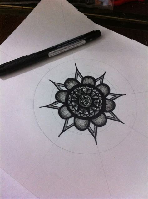 Coloriages Difficiles Pour Adultes Dessin De Mandala