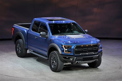 2017 Ford F 150 Raptor Revealed With Ecoboost V 6 And 10 Speed Auto