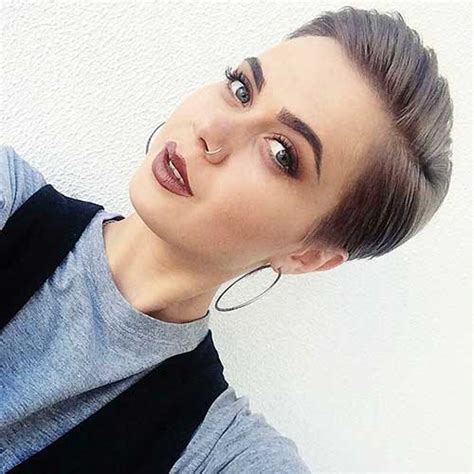 The splendid haircut is not only suitable for the young women, but also mature women. Nice Short Hairstyle Ideas for Teen Girls | Short ...