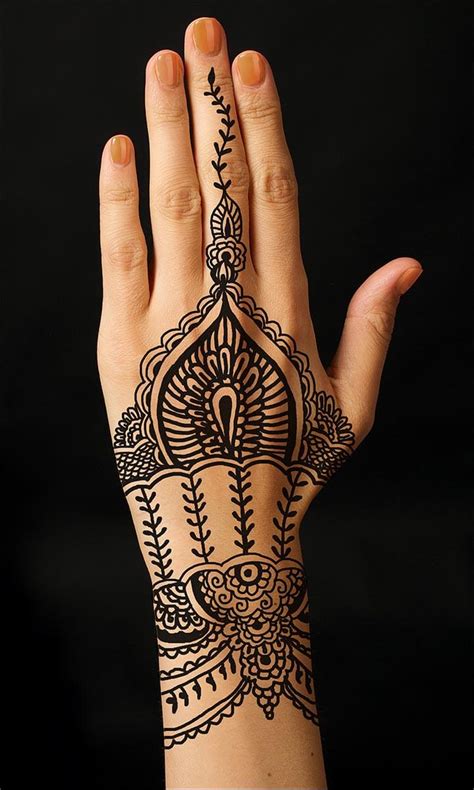 Cara melukis henna sendiri simple di 2020 mehndi designs desain. √ 60+ Gambar Motif Henna Pengantin: Tangan dan Kaki yang ...