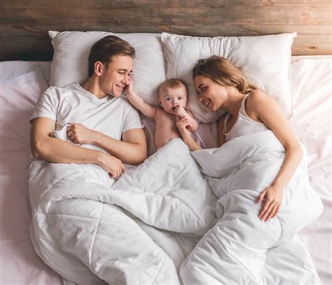 The 8 Pros And 6 Cons Of Co Sleeping — Caring Parents Choice