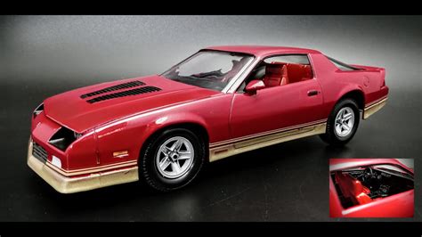 1985 Chevy Camaro Z28 L69 50 V8 124 Scale Model Kit Build How To