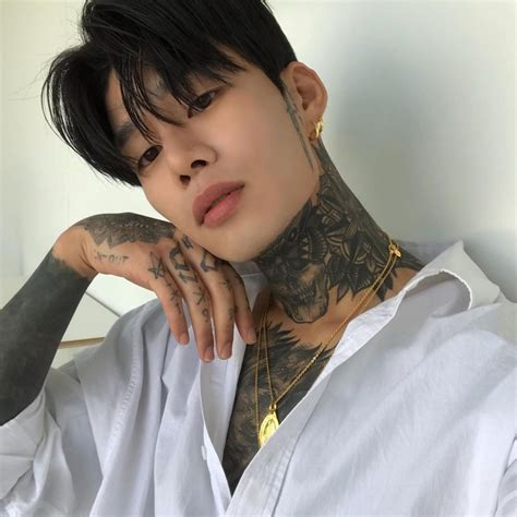 Instagram Post By 임진오 • May 31 2019 At 351pm Utc Homens Coreanos