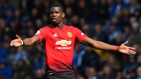 Angry Fans Hurl Abuse At Manchester United S Paul Pogba Ladbible