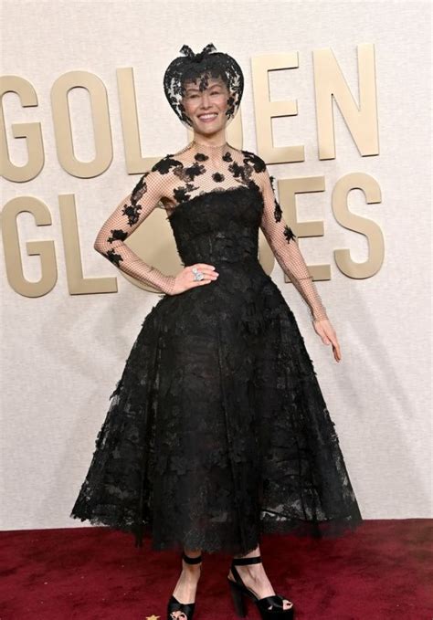Rosamund Pike At Golden Globe Awards CelebMafia