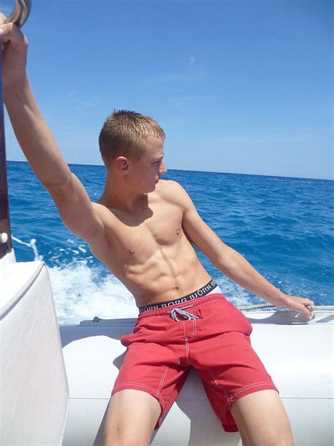 Beautiful Boy Swimsuits Shirtless Shirtless Men