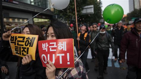 At Least 500000 Protest In South Korea Demanding Resignation Of President Park Geun Hye The