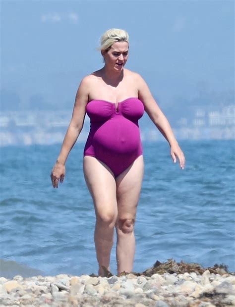 Katy Perrys Hot Bikini Body On Italy Vacation See All Her Looks