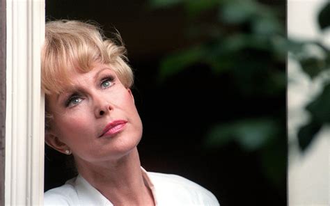 A Star Is Born Barbara Eden Turns 86 Today La Times