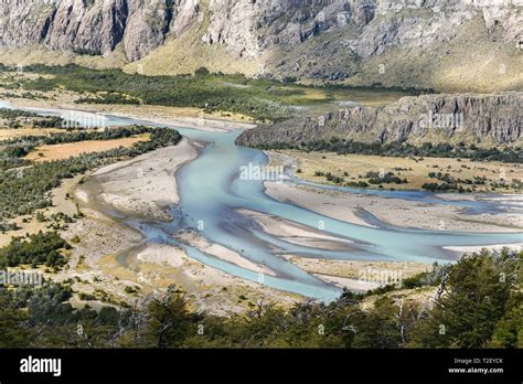 Wide River Valley Of The Meandering Rio De Las Vueltas Los Glaciares