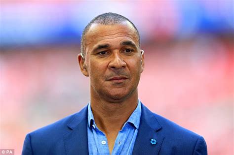 Ruud gullit knows the reason: Ruud Gullit launches FIFA 18 esports academy | Daily Mail ...