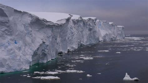 Geleira gigante na Antártida pode se desintegrar rapidamente advertem cientistas BBC News Brasil
