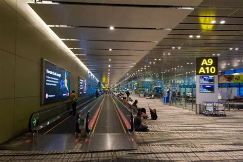 Singapore Changi Airport Interior Editorial Photo Image Of Conveyor