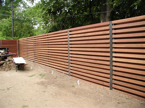 horizontal shadowbox fence - Google Search #WireFence | Fence planning