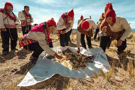 Costumbres Y Tradiciones Del Perú Turismo Perú