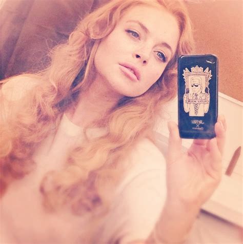 Lindsay Lohan’s Shows Off Post Rehab Selfies On Instagram Stylecaster