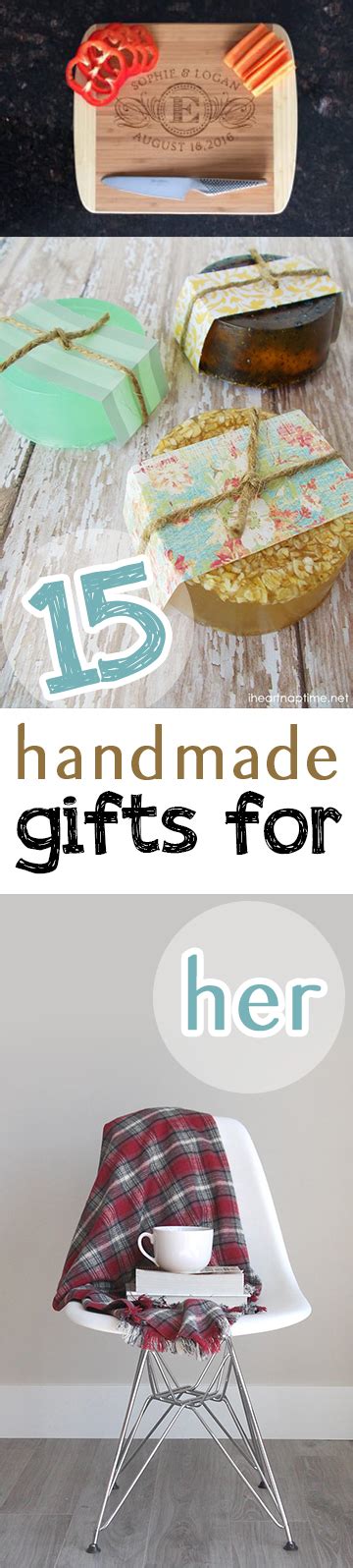Christmas diy gifts for her. 15 Handmade Christmas Gifts for Her - Picky Stitch
