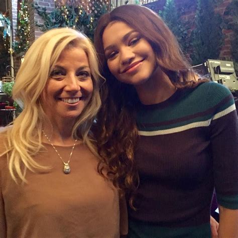 On The Set Of Kc Undercover With Zendaya Beauty Hollywood Makeup