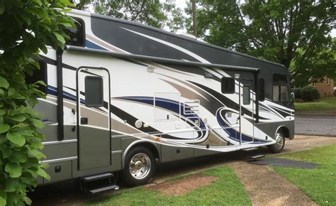 2012 Damon Outlaw 3611 Toy Hauler Used Motorhomes And Rvs For Sale