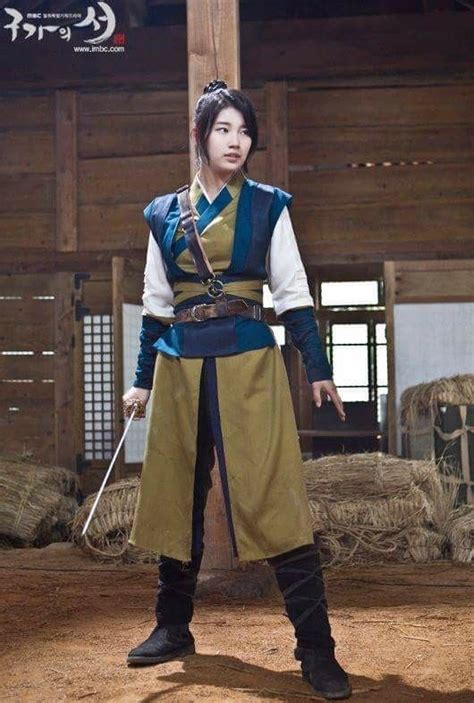 Korean Hanbok Korean Dress Asian Style Chinese Style Larp Poses